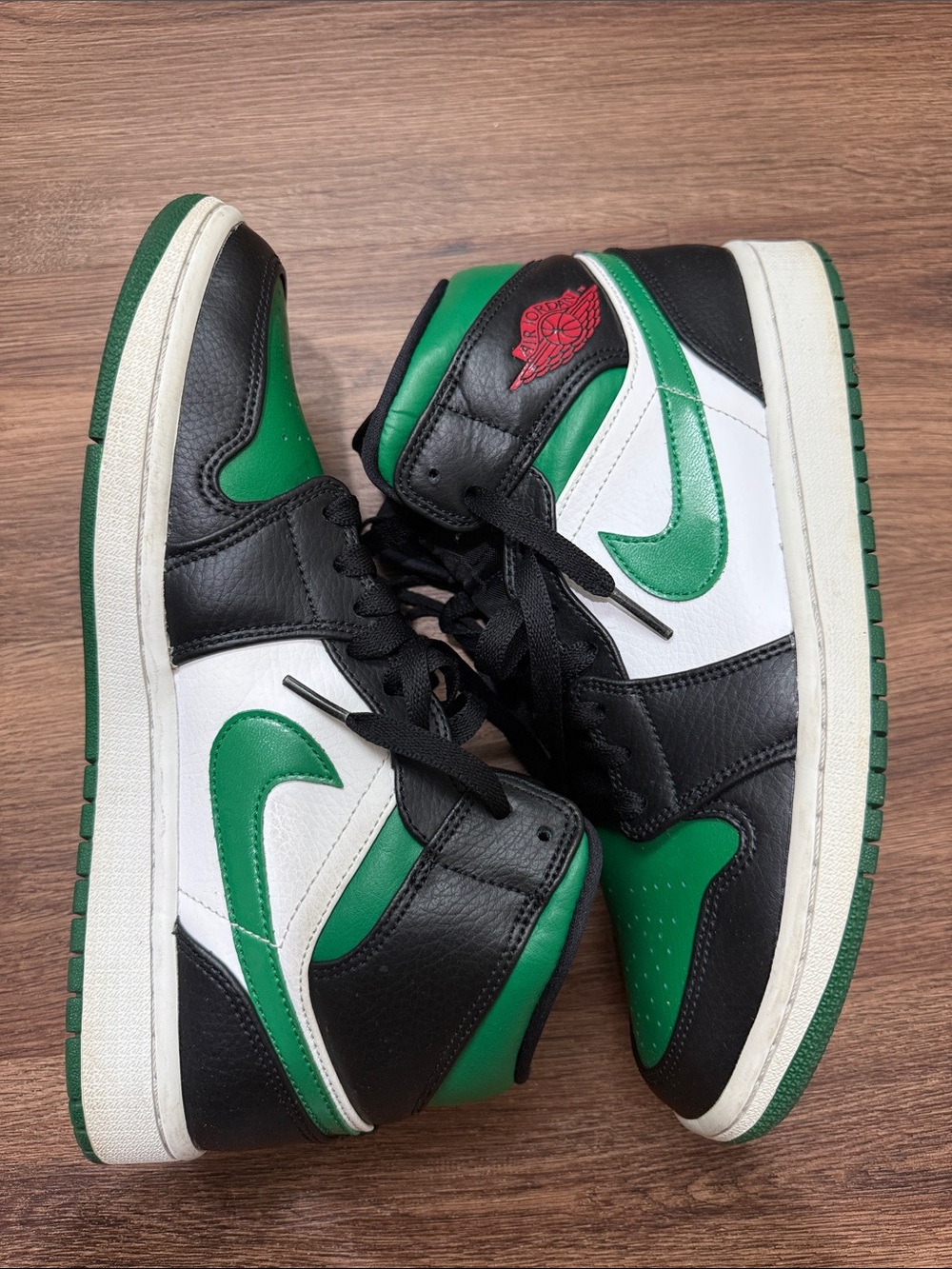 Nike Men’s High-Top Sneakers — Black/Green/White